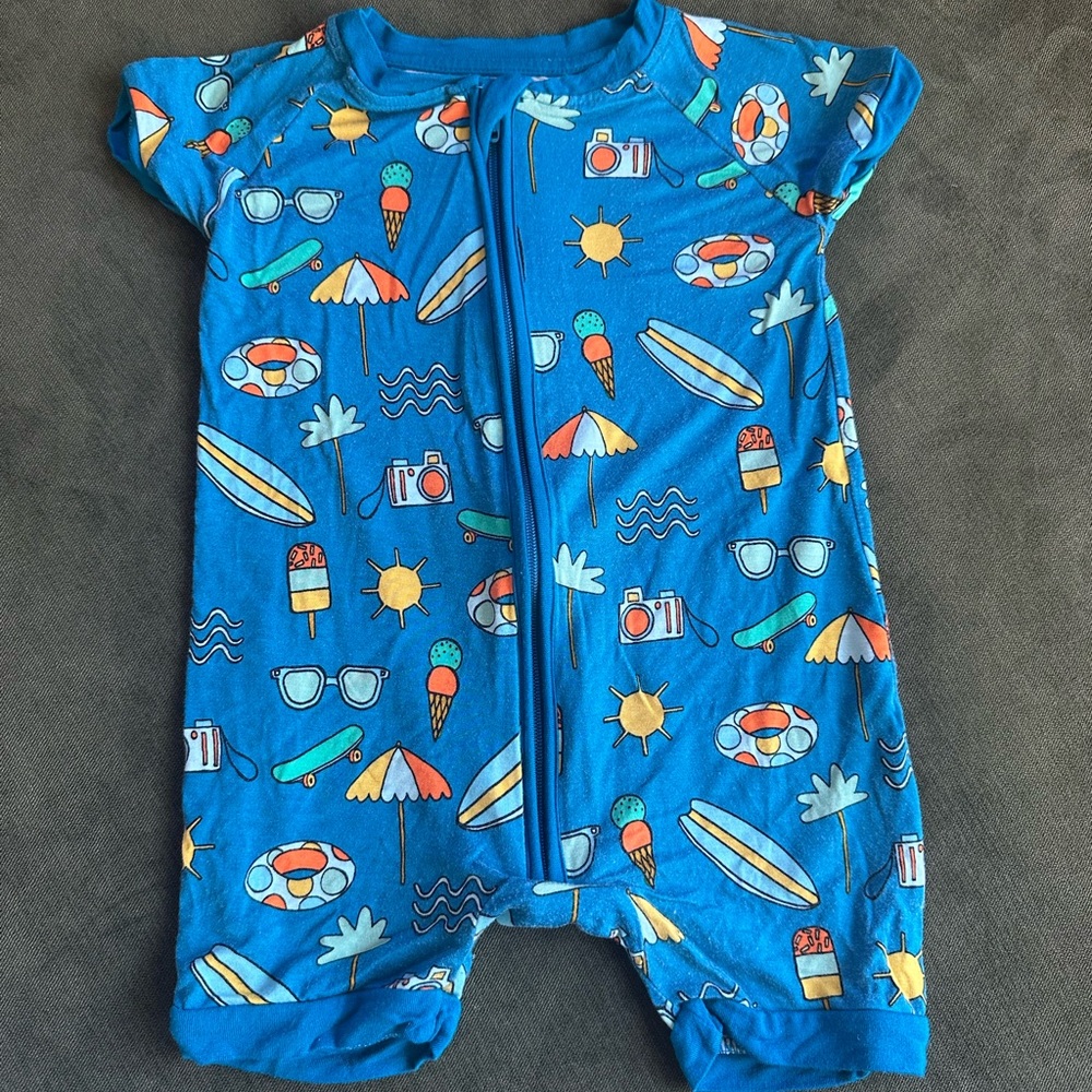 Little Sleepies surfs up shorty zippy